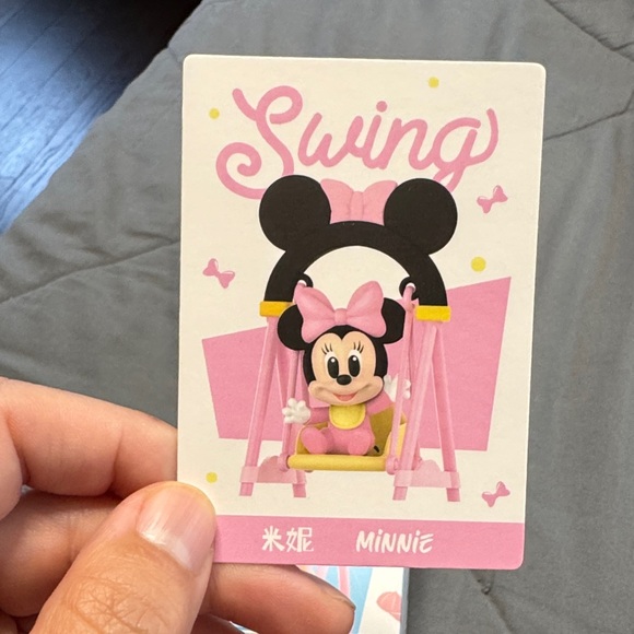 Pop Mart Minnie Mouse Swing Doll - Picture 3 of 3